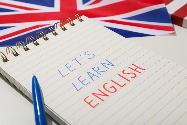 イギリス国旗と英語学習ノート